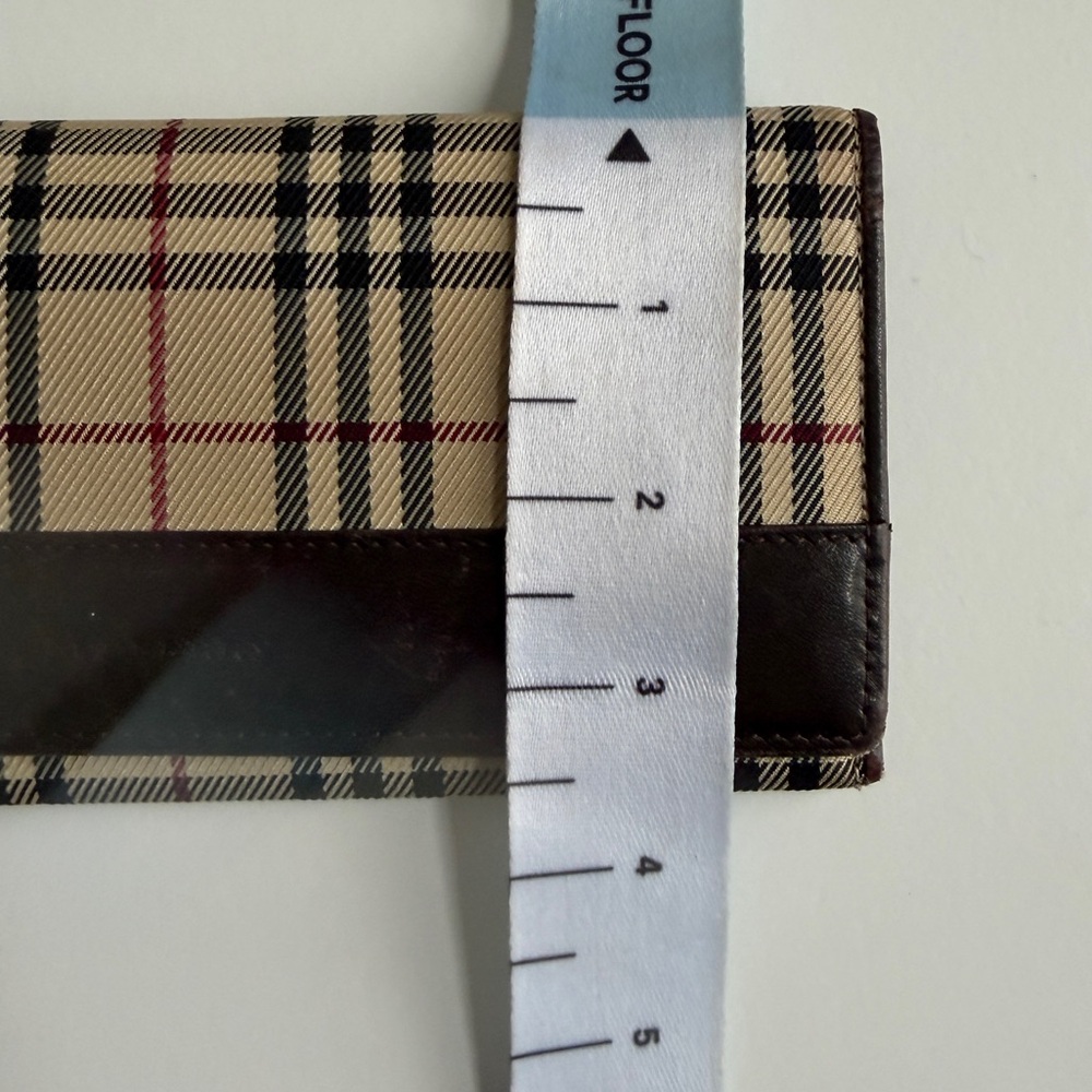 Burberry Wallet - Picture 12 of 12